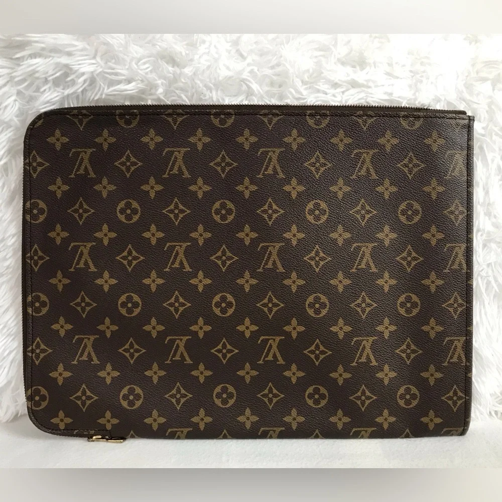Louis Vuitton Document Holder Monogram